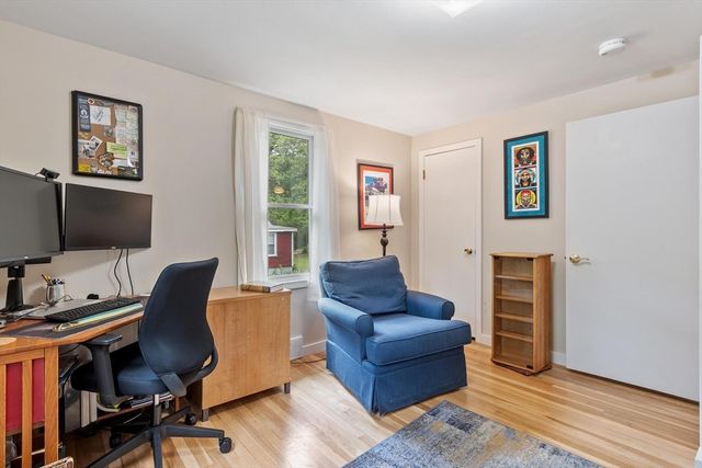 107 Maple Rd, Tewksbury, MA 01876