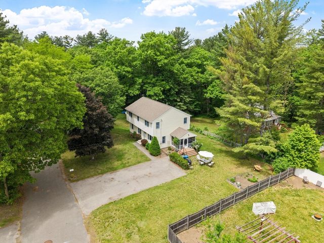 107 Maple Rd, Tewksbury, MA 01876