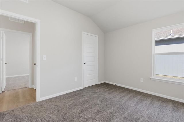 549 W Bluebird Street, Gardner, KS 66030