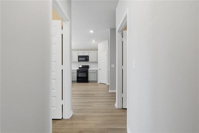 549 W Bluebird Street, Gardner, KS 66030