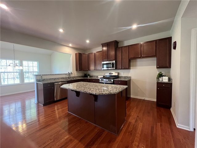 708 Hillspring, Webster, NY 14580