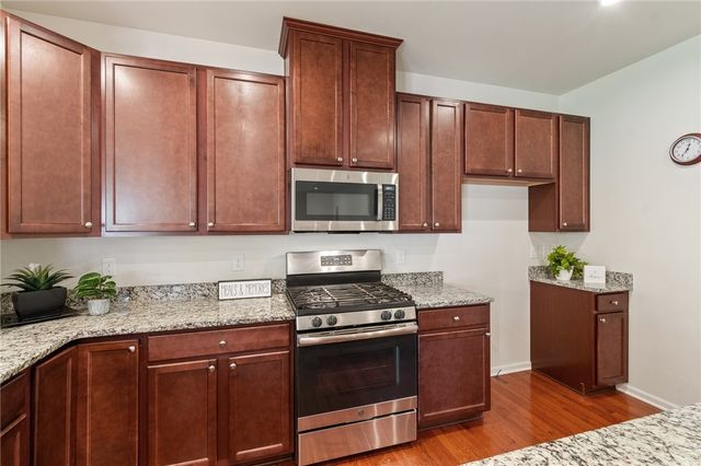 708 Hillspring, Webster, NY 14580