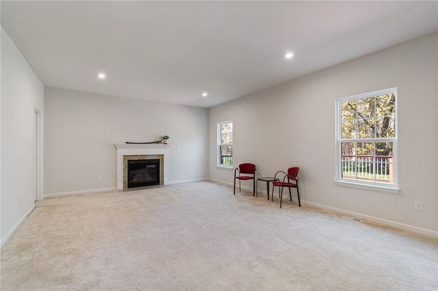 708 Hillspring, Webster, NY 14580