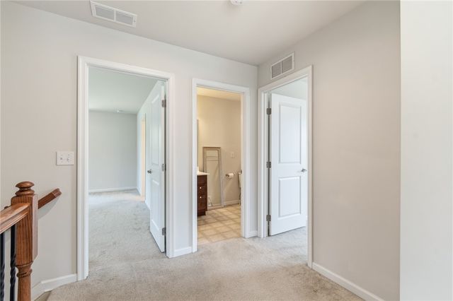 708 Hillspring, Webster, NY 14580