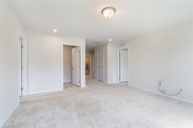 708 Hillspring, Webster, NY 14580