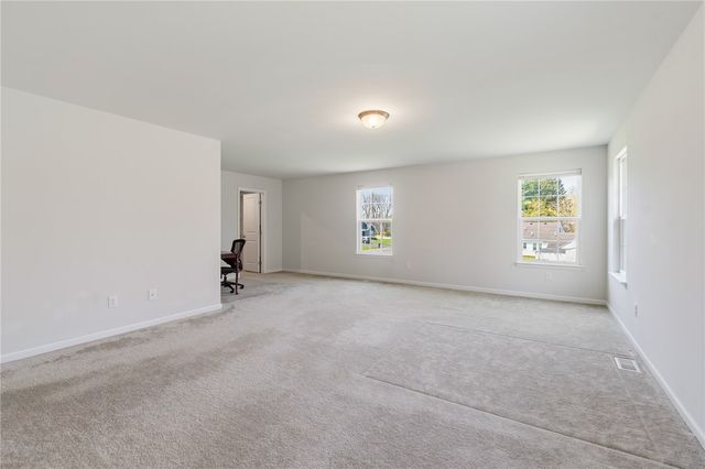 708 Hillspring, Webster, NY 14580