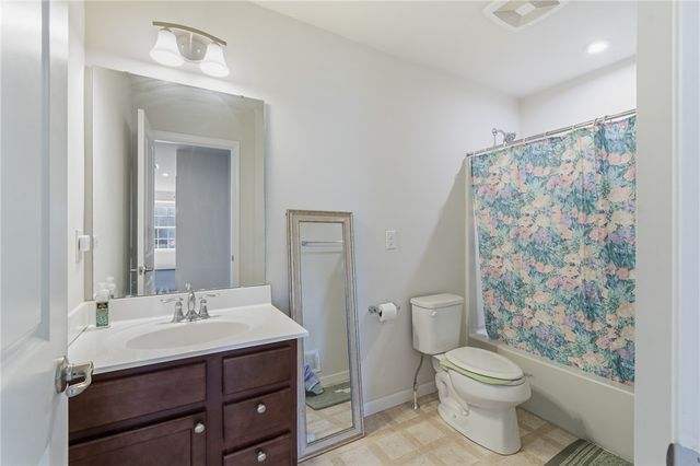 708 Hillspring, Webster, NY 14580