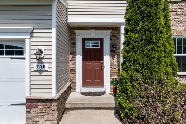 708 Hillspring, Webster, NY 14580