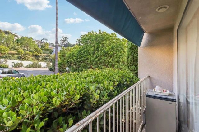 2348 La Costa Ave 202, Carlsbad, CA 92009