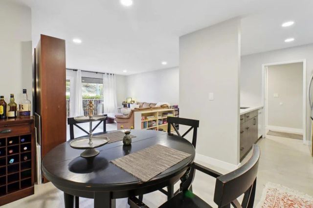 2348 La Costa Ave 202, Carlsbad, CA 92009