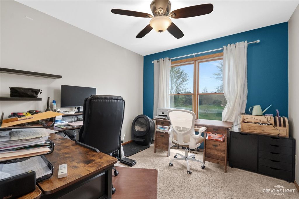 Image 23 of property listing at 204 Country Lane, Yorkville, IL 60560