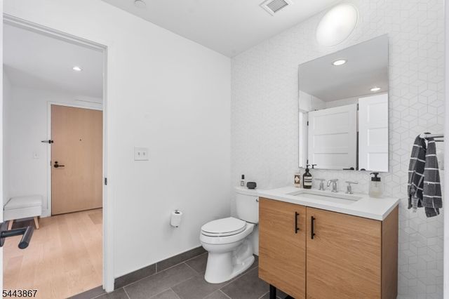10 Provost St 2408, Jersey City, NJ 07302