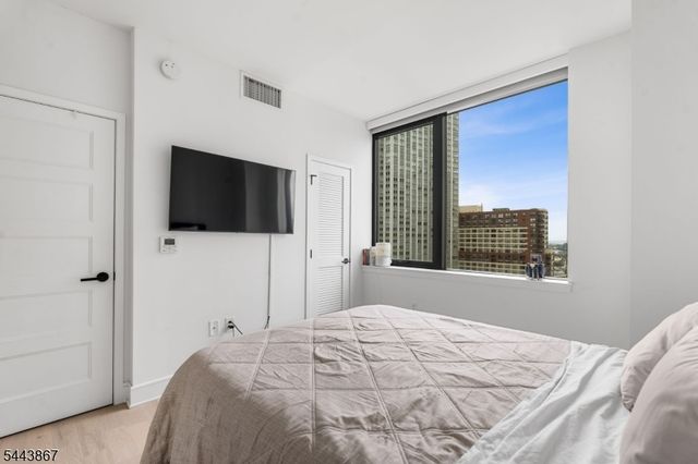 10 Provost St 2408, Jersey City, NJ 07302