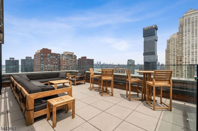 10 Provost St 2408, Jersey City, NJ 07302