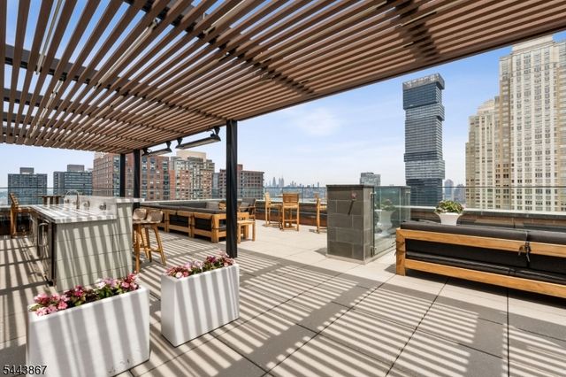 10 Provost St 2408, Jersey City, NJ 07302