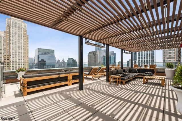 10 Provost St 2408, Jersey City, NJ 07302