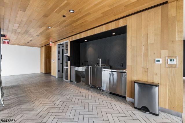 10 Provost St 2408, Jersey City, NJ 07302