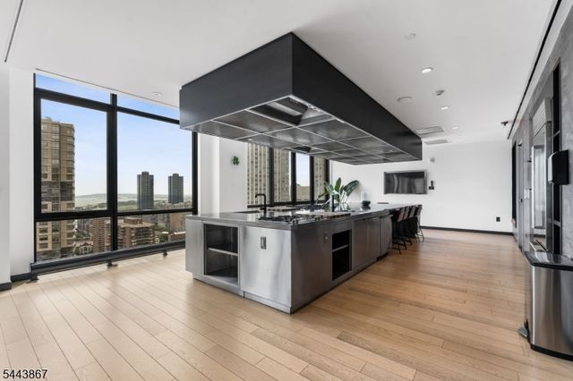 10 Provost St 2408, Jersey City, NJ 07302