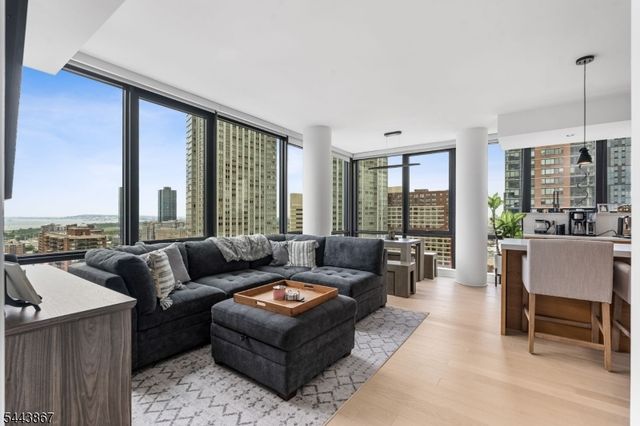 10 Provost St 2408, Jersey City, NJ 07302