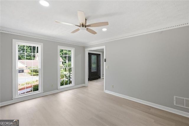 24 Planters Drive SW, Lilburn, GA 30047