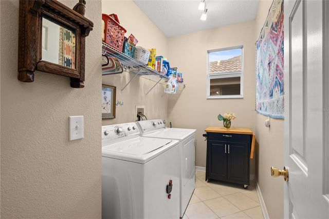 9089 SAINT ANDREWS WAY, Mount Dora, FL 32757