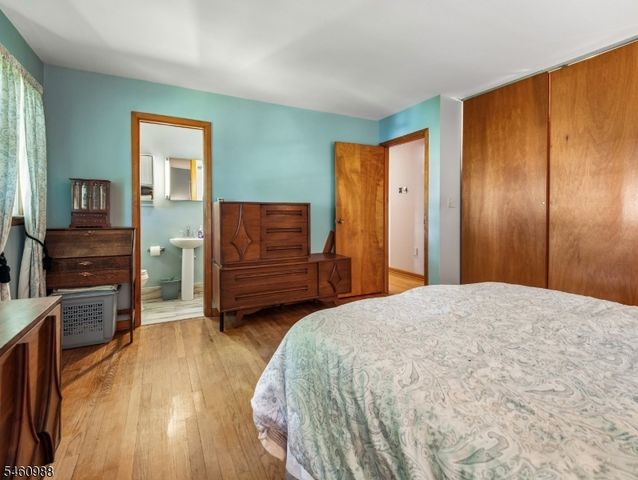 45 Sunset Rd, Bloomingdale Boro, NJ 07403