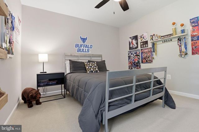 8046 SIDE HILL DR, Warrenton, VA 20187
