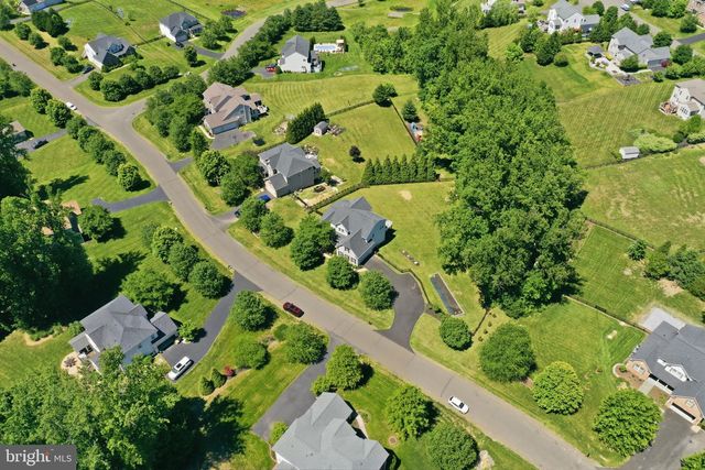 8046 SIDE HILL DR, Warrenton, VA 20187