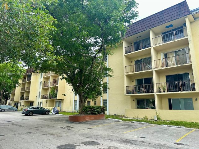 11925 NE 2nd Avenue B406, North Miami, FL 33161