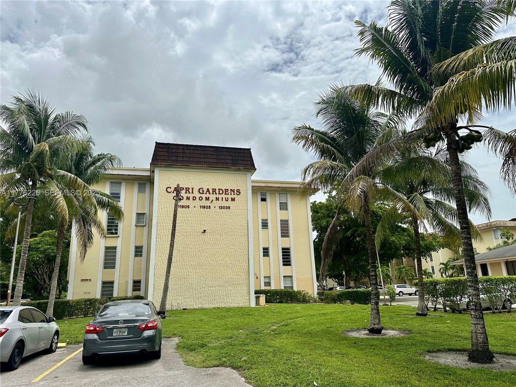 11925 NE 2nd Avenue B406, North Miami, FL 33161