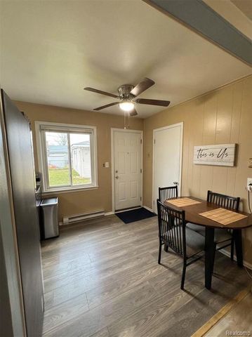 26629 Margaret Street, Roseville, MI 48066