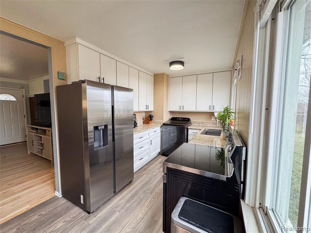 26629 Margaret Street, Roseville, MI 48066