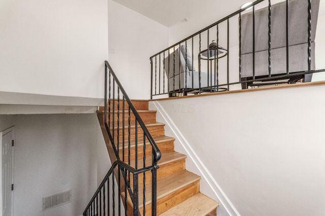 2902 Manola Drive, Columbus, OH 43209