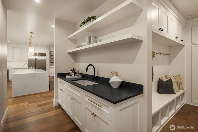 5533 106th Avenue NE, Kirkland, WA 98033