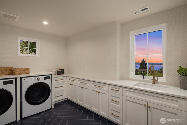 5533 106th Avenue NE, Kirkland, WA 98033