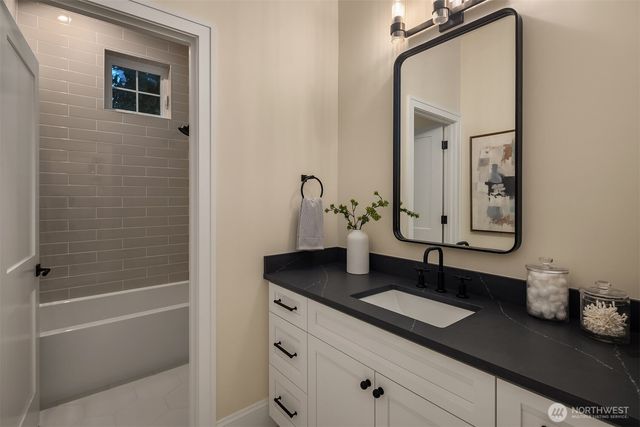5533 106th Avenue NE, Kirkland, WA 98033