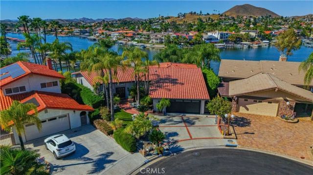 30405 Golden Gate, Canyon Lake, CA 92587