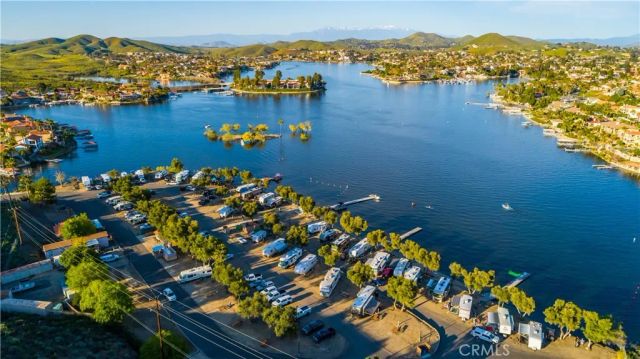 30405 Golden Gate, Canyon Lake, CA 92587