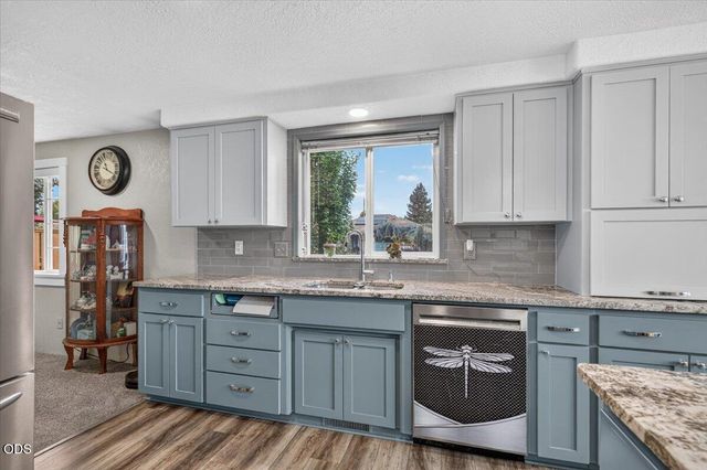 2902 Shasta Drive, Medford, OR 97504
