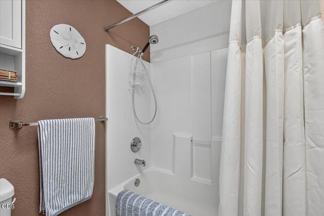 2902 Shasta Drive, Medford, OR 97504