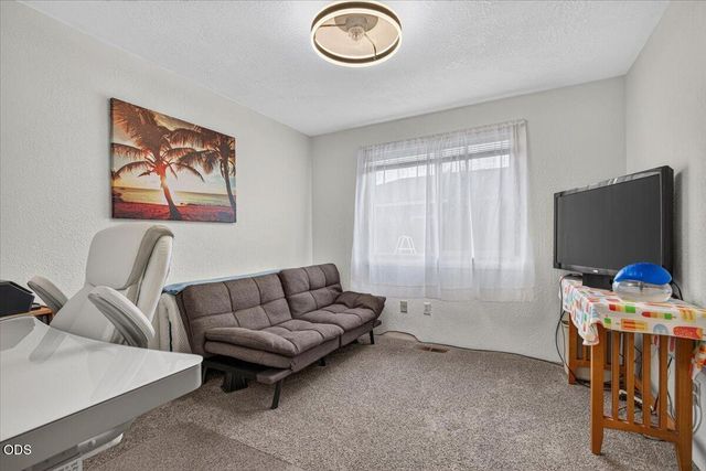 2902 Shasta Drive, Medford, OR 97504