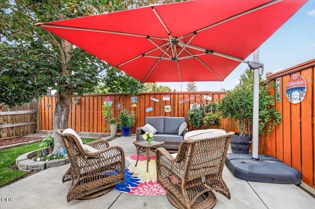 2902 Shasta Drive, Medford, OR 97504