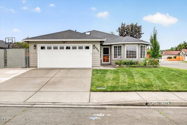 2902 Shasta Drive, Medford, OR 97504