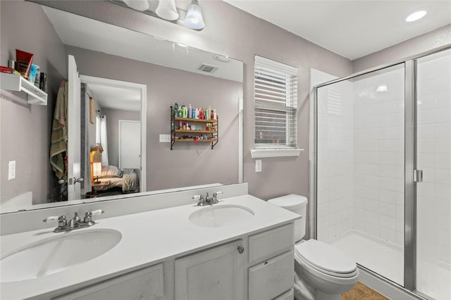 715 Estes PARK, Taylor, TX 76574
