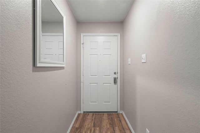 715 Estes PARK, Taylor, TX 76574