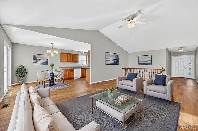 84 Green Park Lane, O'fallon, MO 63366