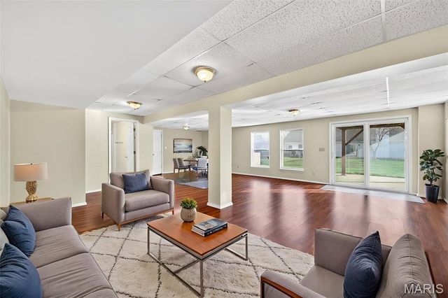 84 Green Park Lane, O'fallon, MO 63366