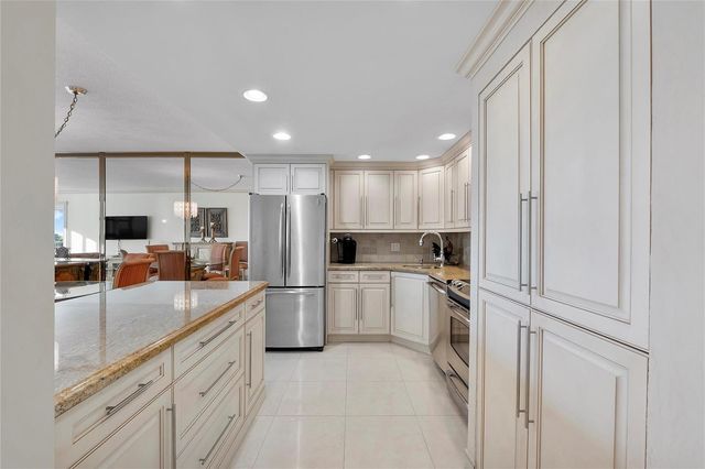 1620 S Ocean Boulevard 4f, Lauderdale By The Sea, FL 33062