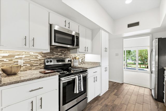111 Fairway Village Drive, Trophy Club, TX 76262