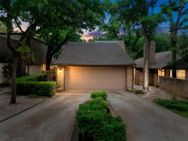 111 Fairway Village Drive, Trophy Club, TX 76262